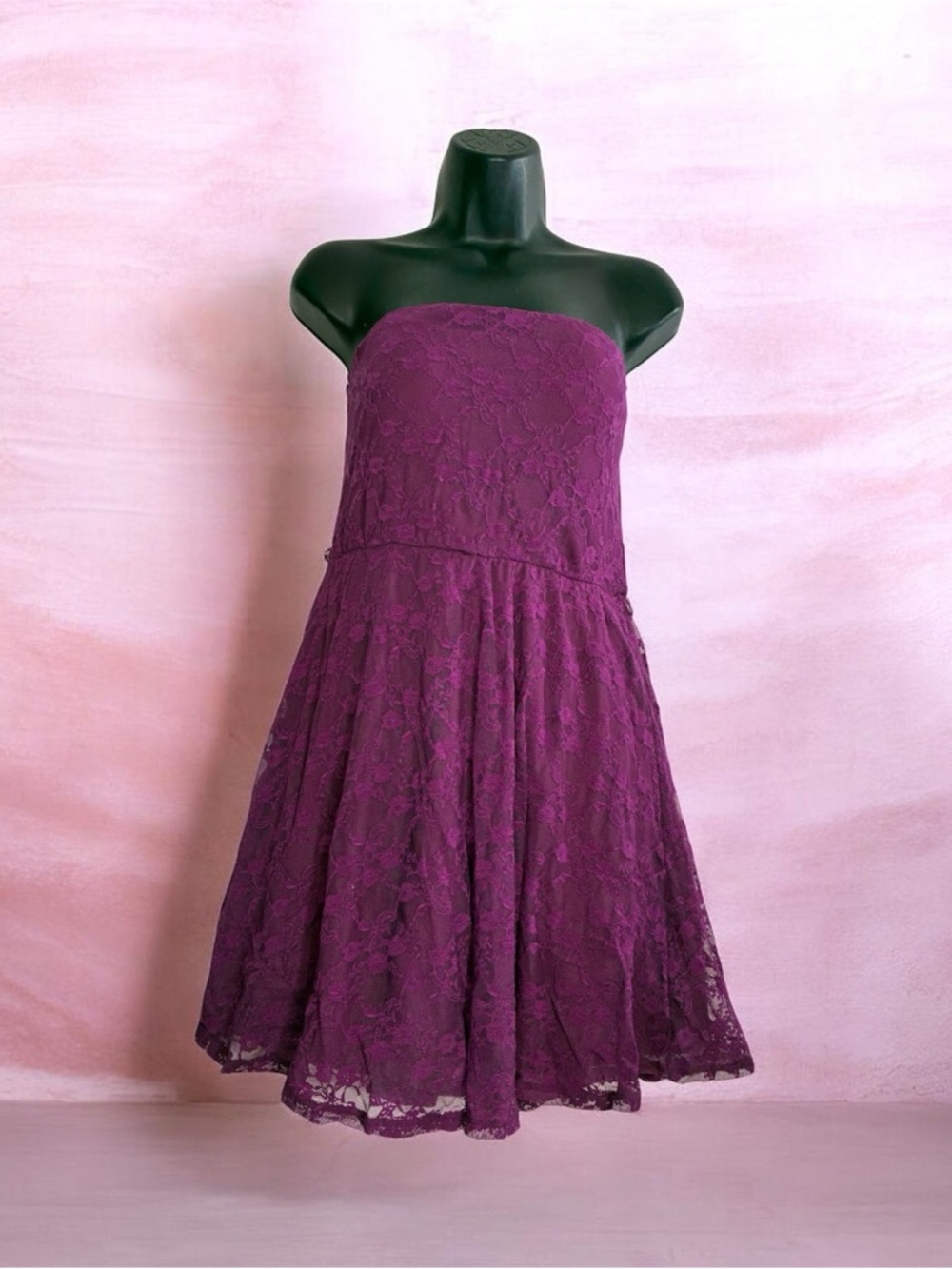 Love Reign Strapless Plum Lace Party Dress